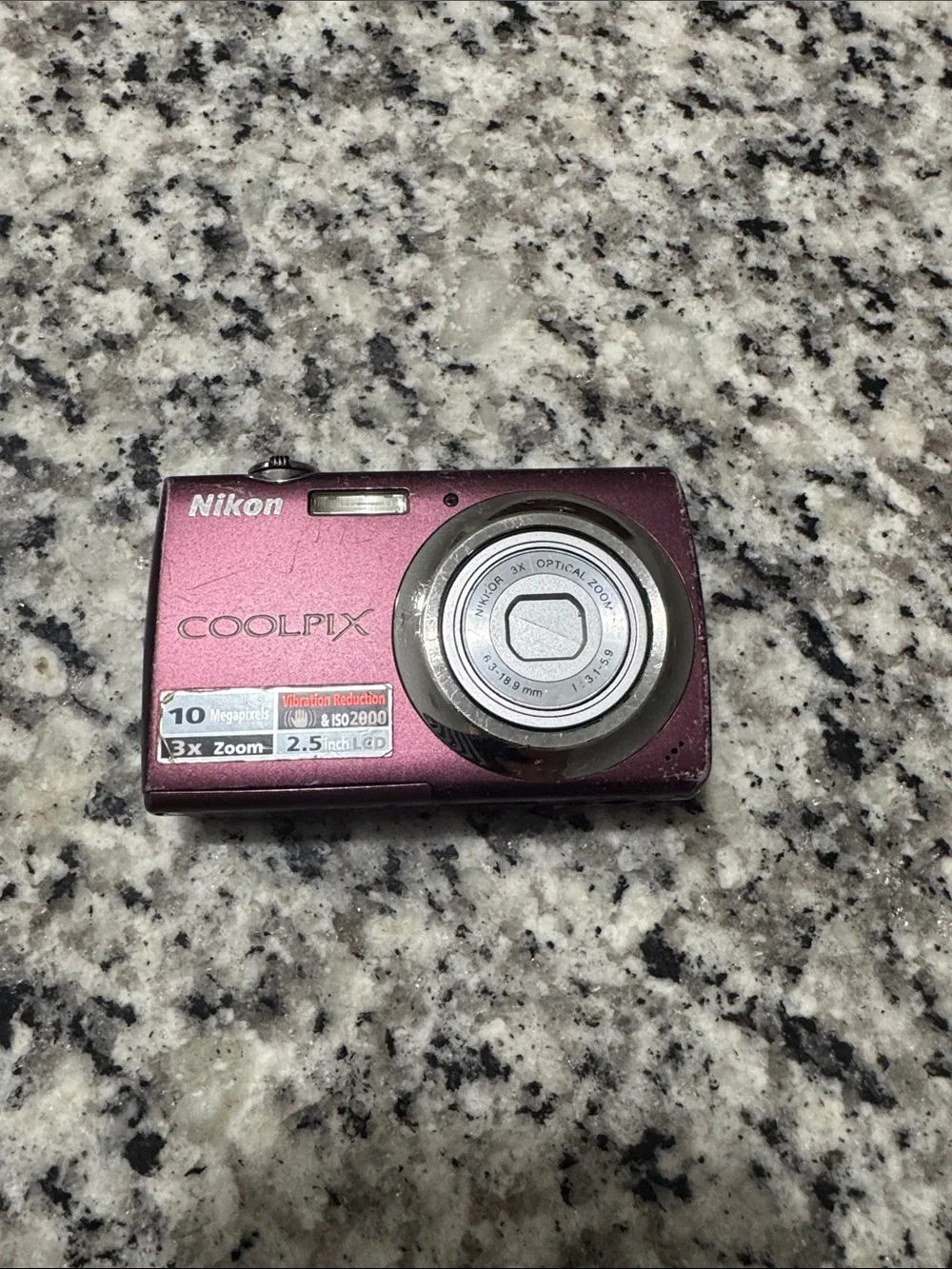 Nikon COOLPIX S220 Compact Digital Camera - Metallic Plum